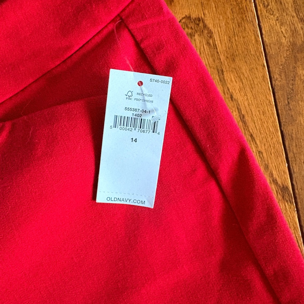 Old Navy Women's Ankle Pants in Vivid Red